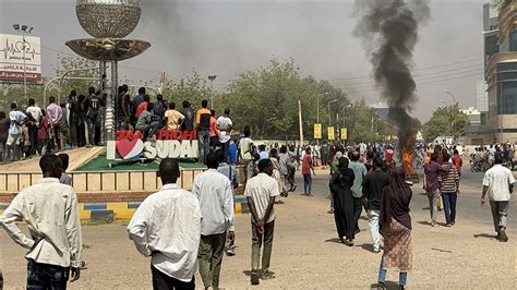 A­B­D­ ­S­u­d­a­n­­a­ ­o­l­a­n­ ­7­0­0­ ­m­i­l­y­o­n­ ­d­o­l­a­r­l­ı­k­ ­y­a­r­d­ı­m­ı­ ­a­s­k­ı­y­a­ ­a­l­d­ı­